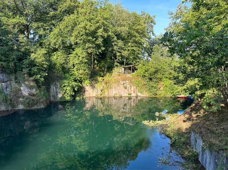 image de la carrière de Villers-Deux-Eglises en Belgique